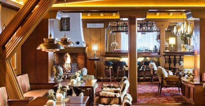 Alpen Hotel Corona فيغو دي فاسا المظهر الخارجي الصورة